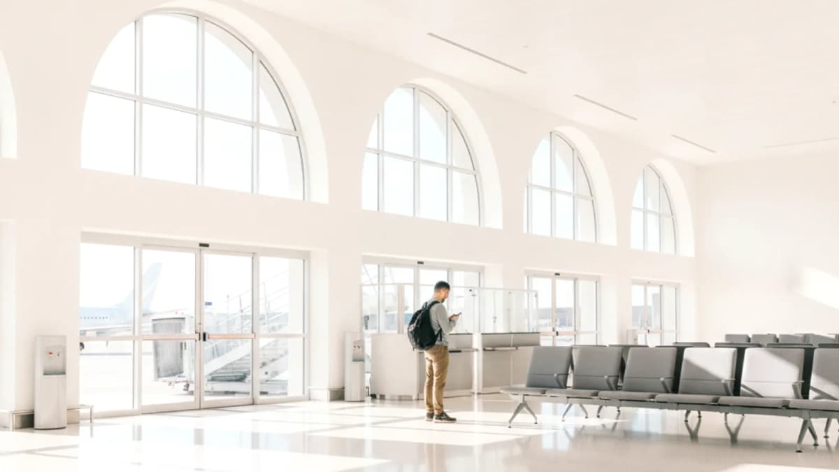 Travel Insurance tại Úc 2026: Khi về Việt Nam hoặc du lịch